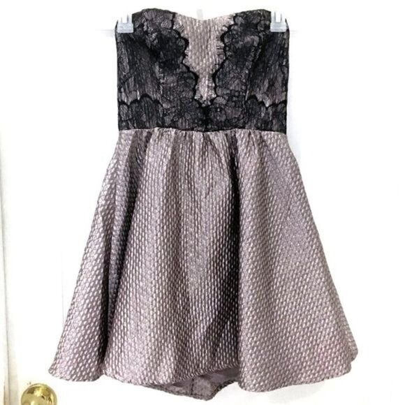 ASTR Metallic Taupe Strapless Skater Dress Lace Trim - Picture 1 of 8